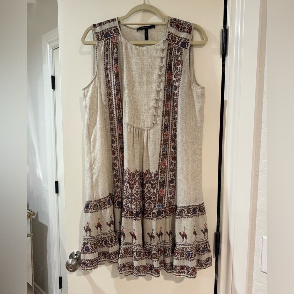 Darling sleeveless BCBG mini dress